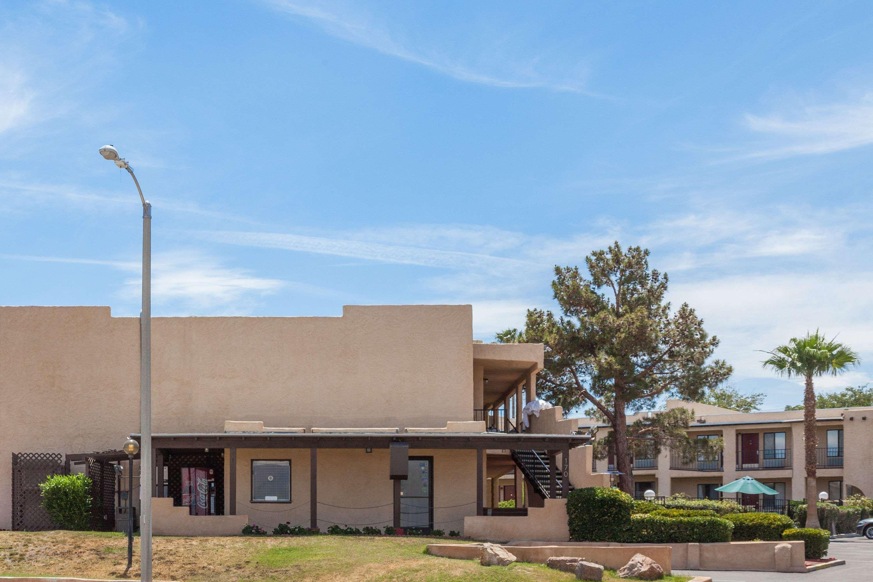 Super 8 By Wyndham Barstow Hotel Exterior foto
