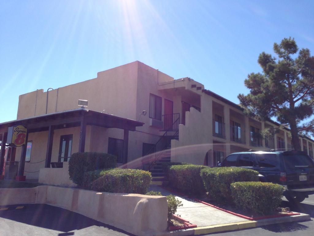 Super 8 By Wyndham Barstow Hotel Exterior foto